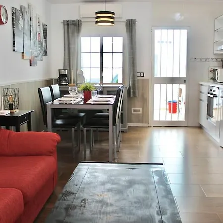 Coqueta Casita Cerca A La Playa Сasa de vacaciones Nerja