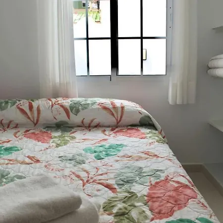 Coqueta Casita Cerca A La Playa 네르하